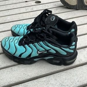 Nike air max plus aqua 7y used